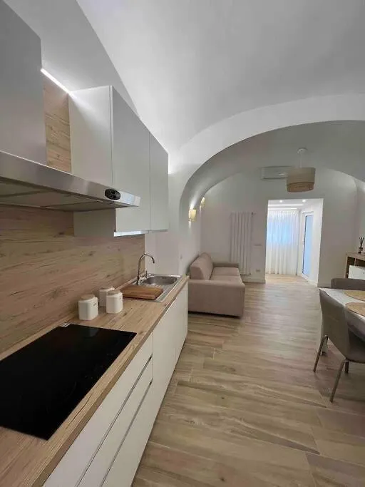 Apartment Macarth Apt Deluxe Napoli Centro