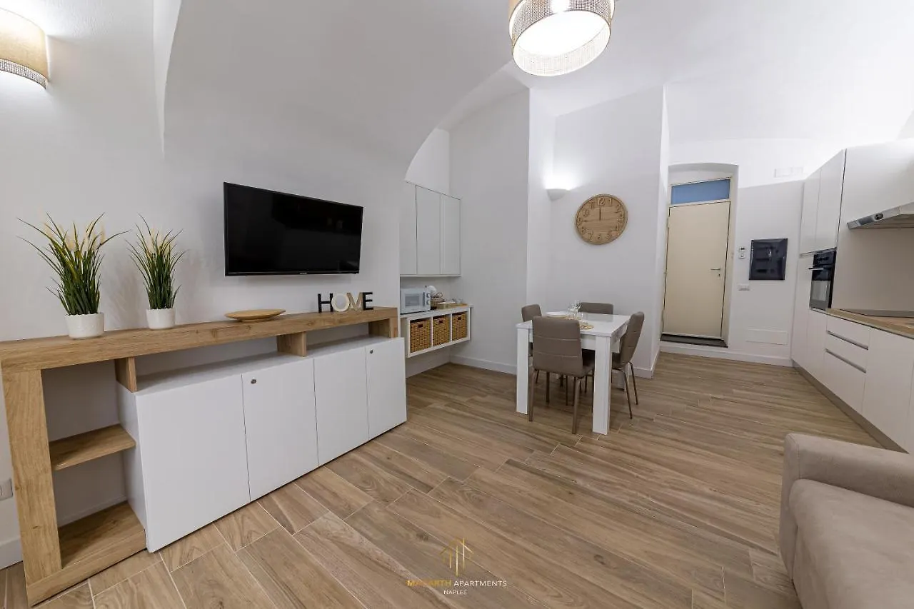 Apartment Macarth Apt Deluxe Napoli Centro